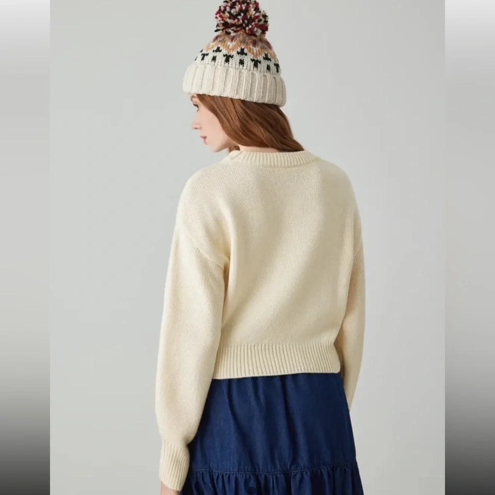 Cider small ivory goose pattern crew neck knit sweater. - Picture 5 of 13